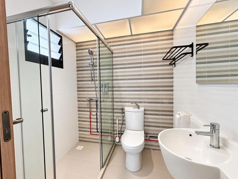 420C Northshore Drive, 420C Northshore Drive, Hougang / Punggol / Sengkang, 3 Bedrooms, 1,238 sqft, HDB Flat For Rent, by Celia Chong 张瑂籣, 500256110 - Bathroom - PropertyGuru.com.sg