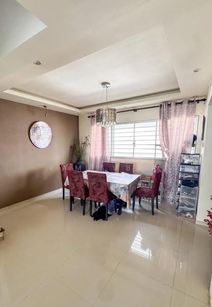 142 Bukit Batok Street 11, 142 Bukit Batok Street 11, Dairy Farm / Bukit Panjang / Choa Chu Kang, 3 Bedrooms, 1,593 sqft, HDB Flat For Sale, by Ram Subra, 500256112 - Dining Room - PropertyGuru.com.sg