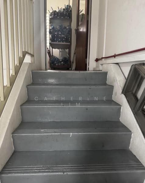 Unity Centre, 51 Bukit Batok Crescent, Dairy Farm / Bukit Panjang / Choa Chu Kang, 3,680 sqft, Light Industrial (B1) For Sale, by Catherine Lim, 500256113 - Entrance - CommercialGuru.com.sg