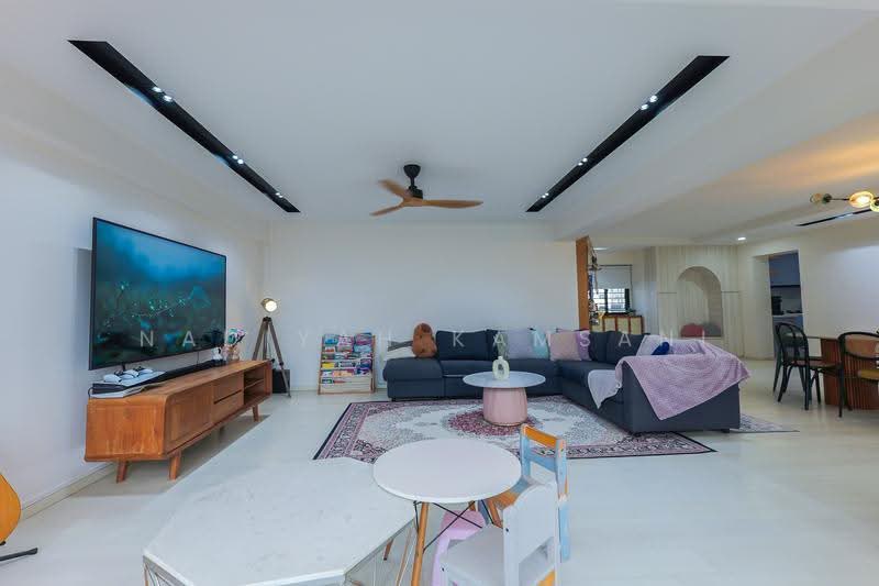 103 Rivervale Walk, 103 Rivervale Walk, Hougang / Punggol / Sengkang, 3 Bedrooms, 1,507 sqft, HDB Flat For Sale, by Nadiyah Kamsani, 500256119 - Living Room - PropertyGuru.com.sg