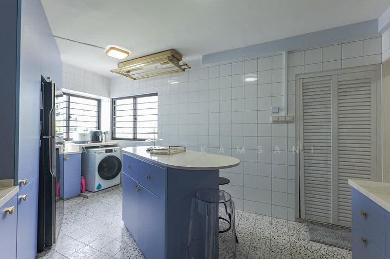 103 Rivervale Walk, 103 Rivervale Walk, Hougang / Punggol / Sengkang, 3 Bedrooms, 1,507 sqft, HDB Flat For Sale, by Nadiyah Kamsani, 500256119 - Kitchen island is not fixed - PropertyGuru.com.sg