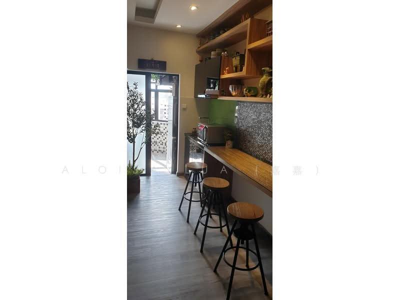 Teresa Ville, 1003 Lower Delta Road, Harbourfront / Telok Blangah, Room Rental, 200 sqft, Condominium For Rent, by Aloisa Lua (嘉嘉), 500256122 - Kitchen - PropertyGuru.com.sg