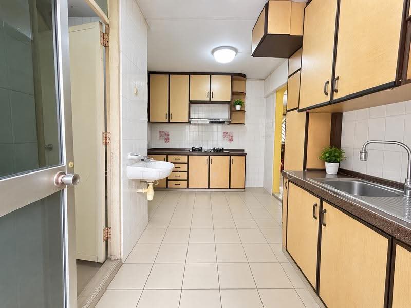 352 Yishun Ring Road, 352 Yishun Ring Road, Sembawang / Yishun, 4 Bedrooms, 1,572 sqft, HDB Flat For Sale, by Patrick Ong, 500256128 - PropertyGuru.com.sg