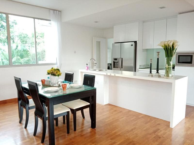 Nassim Regency, 37 Nassim Road, Tanglin / Holland / Bukit Timah, 3 Bedrooms, 2,024 sqft, Apartment For Rent, by Christina Phau, 500256137 - PropertyGuru.com.sg