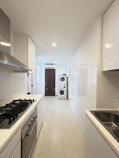 Nassim Regency, 37 Nassim Road, Tanglin / Holland / Bukit Timah, 3 Bedrooms, 2,024 sqft, Apartment For Rent, by Christina Phau, 500256137 - PropertyGuru.com.sg