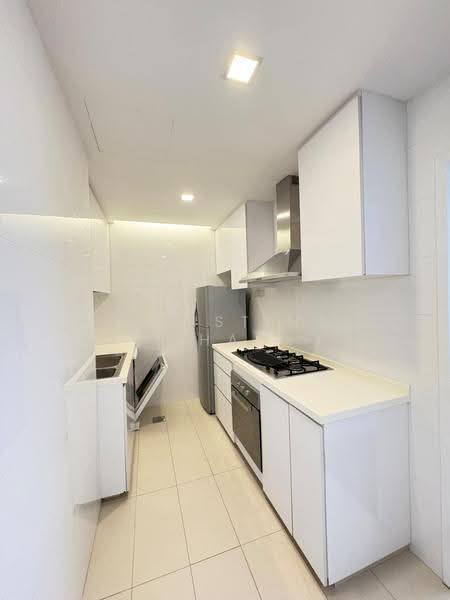 Nassim Regency, 37 Nassim Road, Tanglin / Holland / Bukit Timah, 3 Bedrooms, 2,024 sqft, Apartment For Rent, by Christina Phau, 500256137 - PropertyGuru.com.sg