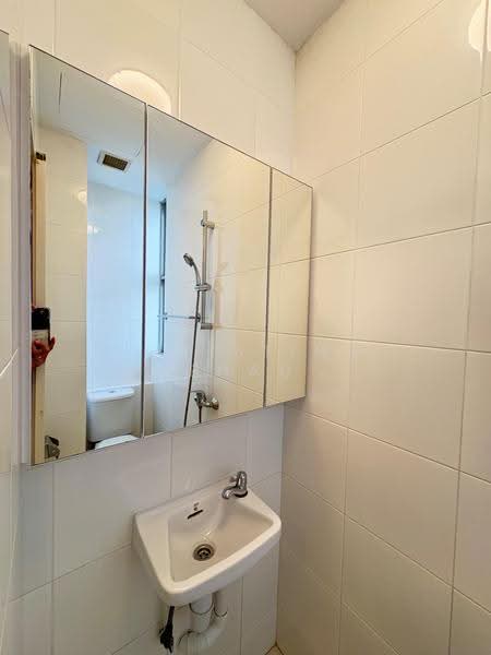 Nassim Regency, 37 Nassim Road, Tanglin / Holland / Bukit Timah, 3 Bedrooms, 2,024 sqft, Apartment For Rent, by Christina Phau, 500256137 - PropertyGuru.com.sg