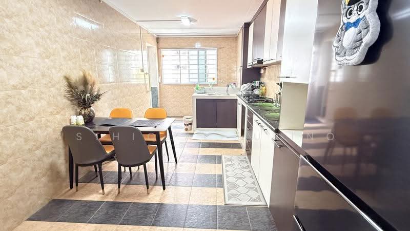 322 Bukit Batok Street 33, 322 Bukit Batok Street 33, Dairy Farm / Bukit Panjang / Choa Chu Kang, Room Rental, 100 sqft, HDB Flat For Rent, by Isthiqlal Turino, 500256141 - Kitchen - PropertyGuru.com.sg