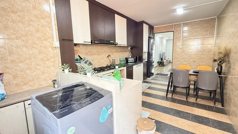 322 Bukit Batok Street 33, 322 Bukit Batok Street 33, Dairy Farm / Bukit Panjang / Choa Chu Kang, Room Rental, 100 sqft, HDB Flat For Rent, by Isthiqlal Turino, 500256141 - Kitchen - PropertyGuru.com.sg
