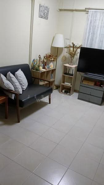 259 Bukit Batok East Avenue 4, 259 Bukit Batok East Avenue 4, Dairy Farm / Bukit Panjang / Choa Chu Kang, Room Rental, 100 sqft, HDB Flat For Rent, by Jessica Woon, 500256143 - Living Room - PropertyGuru.com.sg