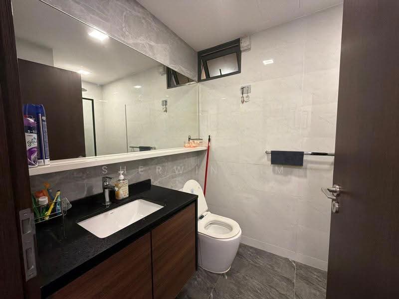 The Brownstone, 160 Canberra Drive, Sembawang / Yishun, 3 Bedrooms, 990 sqft, Condominium For Rent, by Sherwin Lim, 500256155 - Bathroom - PropertyGuru.com.sg