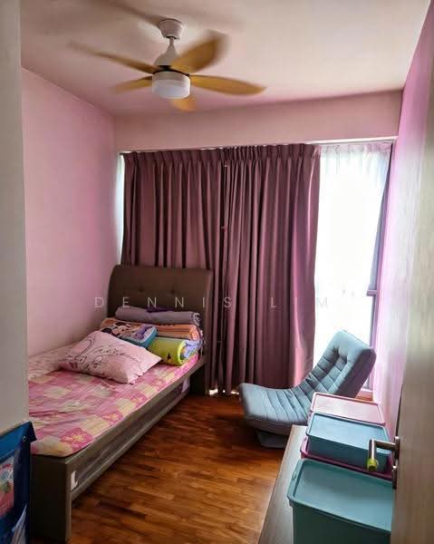 Twin Fountains, 19A Woodlands Avenue 6, Admiralty / Woodlands, 3 Bedrooms, 1,033 sqft, Condominium For Sale, by Dennis Lim, 500256157 - Bedroom - PropertyGuru.com.sg