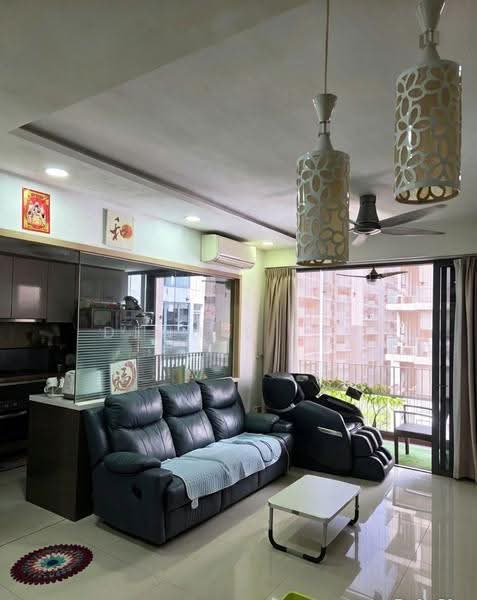 Twin Fountains, 19A Woodlands Avenue 6, Admiralty / Woodlands, 3 Bedrooms, 1,033 sqft, Condominium For Sale, by Dennis Lim, 500256157 - Living Room - PropertyGuru.com.sg