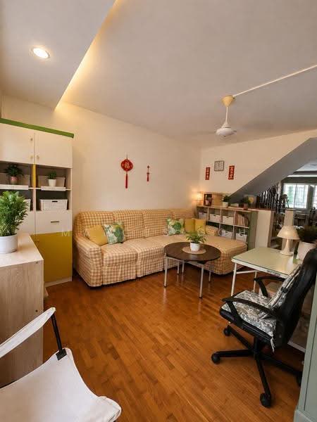 938 Tampines Avenue 5, 938 Tampines Avenue 5, Pasir Ris / Tampines, 4 Bedrooms, 1,572 sqft, HDB Flat For Sale, by Marcus Goh, 500256161 - Living Room - PropertyGuru.com.sg