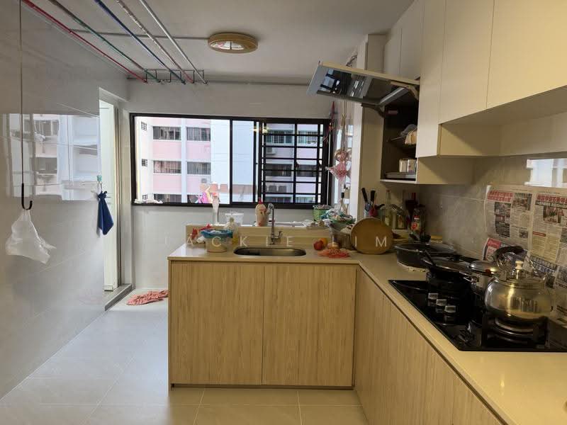 466 Jurong West Street 41, 466 Jurong West Street 41, Boon Lay / Jurong / Tuas, 3 Bedrooms, 980 sqft, HDB Flat For Sale, by Jackie Lim, 500256164 - Kitchen - PropertyGuru.com.sg