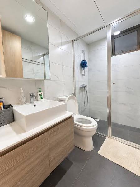 Treasure Crest, 60 Anchorvale Crescent, Hougang / Punggol / Sengkang, 3 Bedrooms, 958 sqft, Condominium For Sale, by Eunice Cheah, 500256165 - Bathroom - PropertyGuru.com.sg