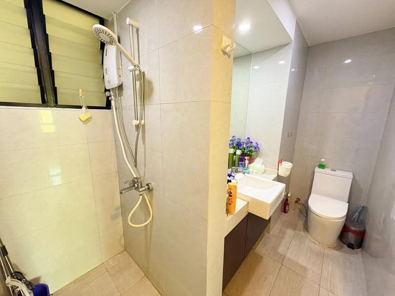 Woodsvale, 11 Woodlands Drive 72, Admiralty / Woodlands, Room Rental, 140 sqft, Condominium For Rent, by Alex LI, 500256173 - Bathroom - PropertyGuru.com.sg