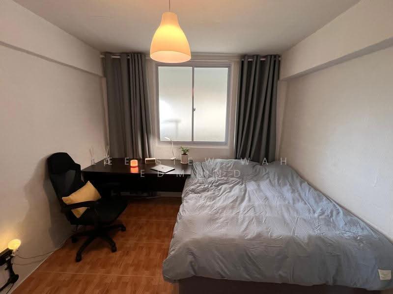 8 Holland Avenue, 8 Holland Avenue, Tanglin / Holland / Bukit Timah, Room Rental, 120 sqft, HDB Flat For Rent, by Lee Siew Wah Edmund, 500256176 - Bedroom - PropertyGuru.com.sg