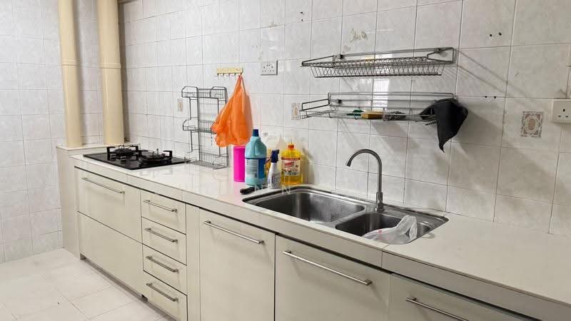 659A Jurong West Street 65, 659A Jurong West Street 65, Boon Lay / Jurong / Tuas, 3 Bedrooms, 1,184 sqft, HDB Flat For Rent, by Julynn Ong, 500256181 - Kitchen - PropertyGuru.com.sg