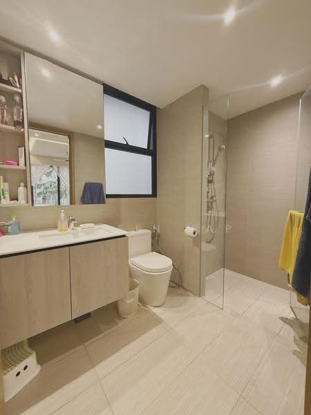 Westwood Residences EC, 188 Westwood Avenue, Boon Lay / Jurong / Tuas, 4 Bedrooms, 1,152 sqft, Condominium For Rent, by Eileen Yap, 500256182 - Bathroom - PropertyGuru.com.sg