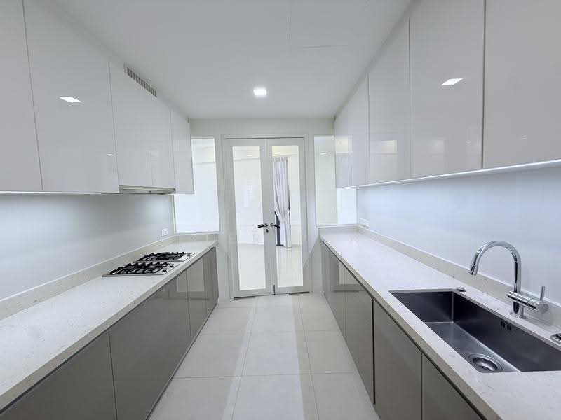 d'Leedon (Former Farrer Court), 5 Leedon Heights, Tanglin / Holland / Bukit Timah, 4 Bedrooms, 2,271 sqft, Condominium For Sale, by Peter Pang, 500256196 - Kitchen - PropertyGuru.com.sg