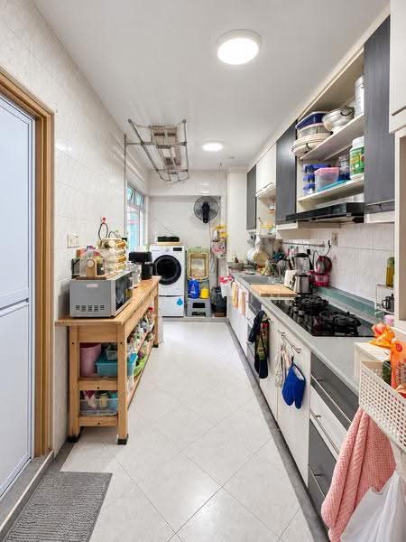 128C Punggol Field Walk, 128C Punggol Field Walk, Hougang / Punggol / Sengkang, 3 Bedrooms, 915 sqft, HDB Flat For Sale, by Mike Lim, 500256199 - Kitchen - PropertyGuru.com.sg