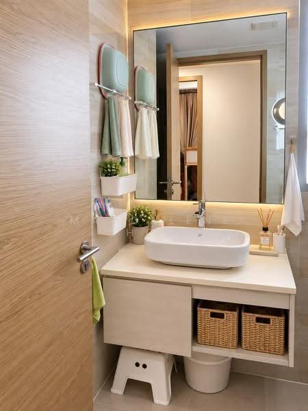 The Santorini, Tampines Street 86, Pasir Ris / Tampines, 2 Bedrooms, 721 sqft, Condominium For Sale, by Magdalene Chong, 500256204 - Bathroom - PropertyGuru.com.sg