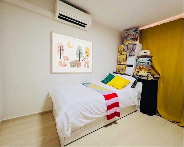 8 Holland Avenue, 8 Holland Avenue, Tanglin / Holland / Bukit Timah, 3 Bedrooms, 882 sqft, HDB Flat For Rent, by Joanne Quek, 500256213 - Bedroom - PropertyGuru.com.sg