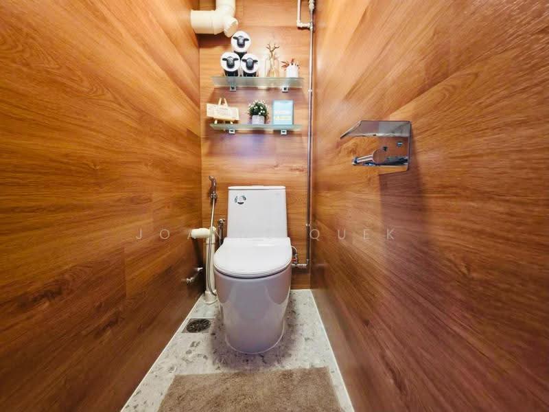 8 Holland Avenue, 8 Holland Avenue, Tanglin / Holland / Bukit Timah, 3 Bedrooms, 882 sqft, HDB Flat For Rent, by Joanne Quek, 500256213 - Bathroom - PropertyGuru.com.sg