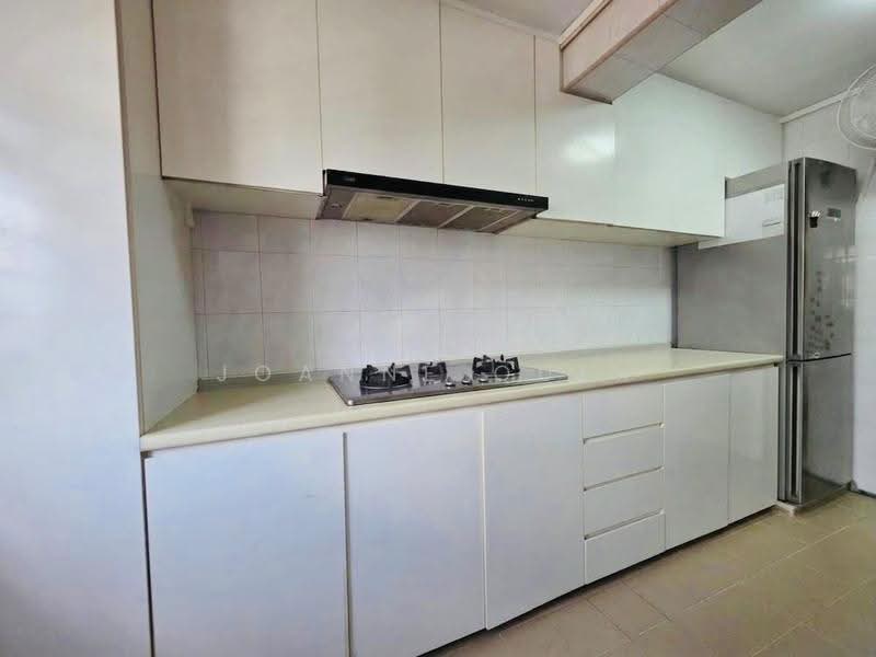 8 Holland Avenue, 8 Holland Avenue, Tanglin / Holland / Bukit Timah, 3 Bedrooms, 882 sqft, HDB Flat For Rent, by Joanne Quek, 500256213 - Kitchen - PropertyGuru.com.sg