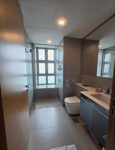 The Beverly, 45 Toh Tuck Road, Clementi Park / Upper Bukit Timah, 4 Bedrooms, 3,757 sqft, Condominium For Sale, by Joanne Wang, 500256215 - Bathroom - PropertyGuru.com.sg