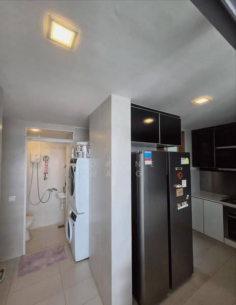 The Beverly, 45 Toh Tuck Road, Clementi Park / Upper Bukit Timah, 4 Bedrooms, 3,757 sqft, Condominium For Sale, by Joanne Wang, 500256215 - Kitchen - PropertyGuru.com.sg