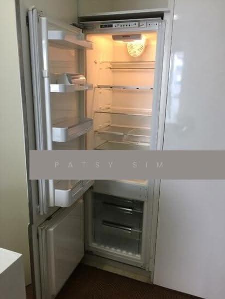 Newton Suites, 60 Newton Road, Newton / Novena, 2 Bedrooms, 797 sqft, Condominium For Rent, by Patsy Sim, 500256226 - Kitchen - PropertyGuru.com.sg