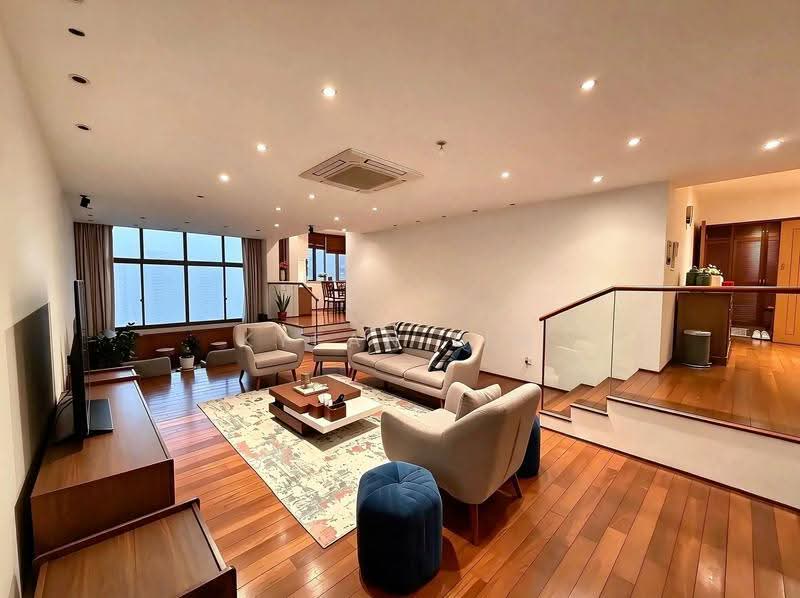 Horizon Towers, 15 Leonie Hill Road, Orchard / River Valley, 4 Bedrooms, 2,590 sqft, Condominium For Sale, by Kyean Lim, 500256230 - Living Room - PropertyGuru.com.sg