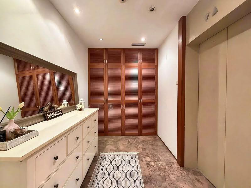 Horizon Towers, 15 Leonie Hill Road, Orchard / River Valley, 4 Bedrooms, 2,590 sqft, Condominium For Sale, by Kyean Lim, 500256230 - Entrance - PropertyGuru.com.sg
