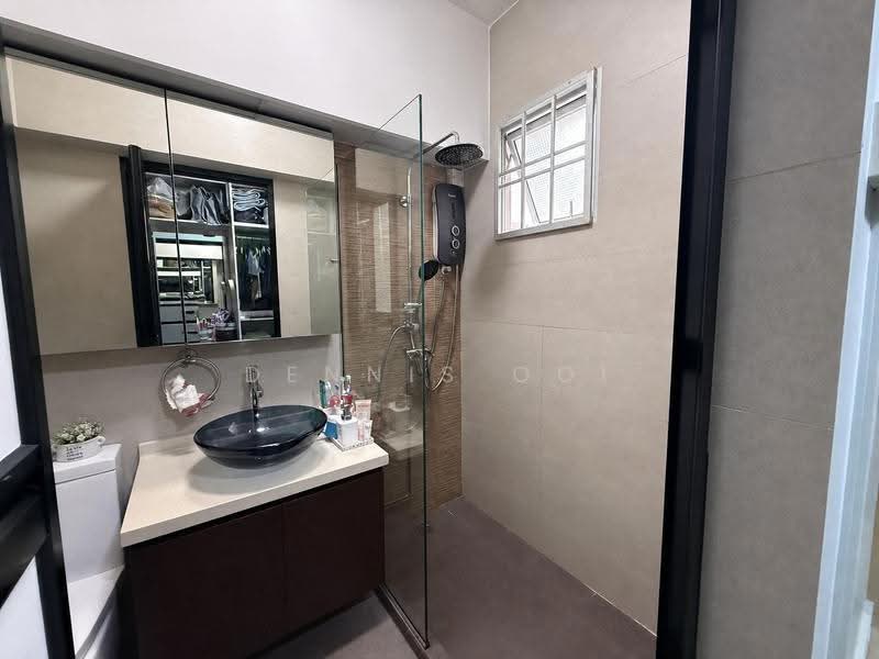 477 Sembawang Drive, 477 Sembawang Drive, Sembawang / Yishun, 3 Bedrooms, 926 sqft, HDB Flat For Sale, by Dennis Ooi, 500256236 - Bathroom - PropertyGuru.com.sg