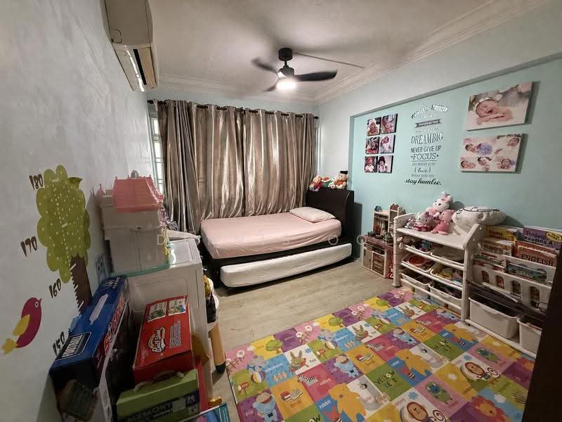 477 Sembawang Drive, 477 Sembawang Drive, Sembawang / Yishun, 3 Bedrooms, 926 sqft, HDB Flat For Sale, by Dennis Ooi, 500256236 - Bedroom - PropertyGuru.com.sg
