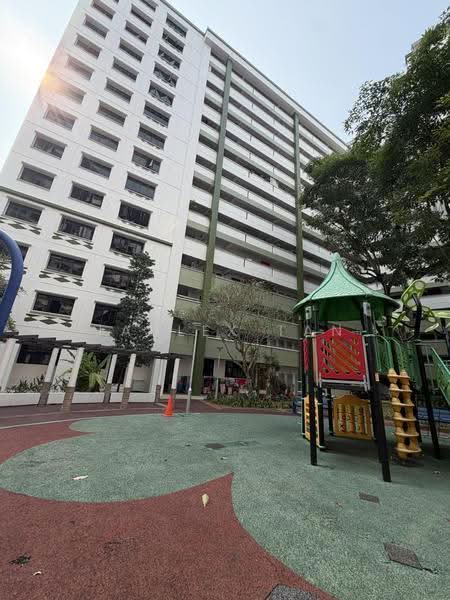 424 Canberra Road, 424 Canberra Road, Sembawang / Yishun, Room Rental, 130 sqft, HDB Flat For Rent, by Janlex Tan, 500256247 - Exterior - PropertyGuru.com.sg