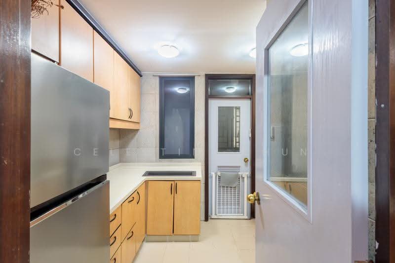 Regent Heights, 52 Bukit Batok East Avenue 5, Dairy Farm / Bukit Panjang / Choa Chu Kang, 2 Bedrooms, 1,023 sqft, Condominium For Sale, by Celestine Chun, 500256261 - Kitchen - PropertyGuru.com.sg