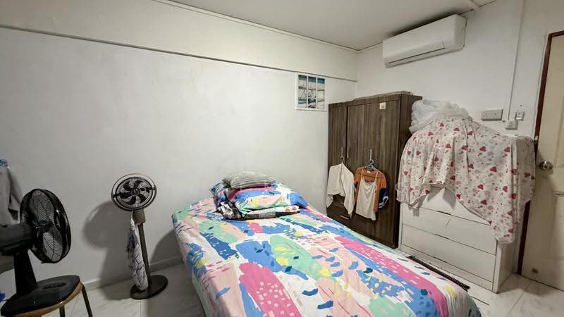 276 Yishun Street 22, 276 Yishun Street 22, Sembawang / Yishun, 3 Bedrooms, 904 sqft, HDB Flat For Rent, by Steven Choo, 500256268 - Bedroom - PropertyGuru.com.sg