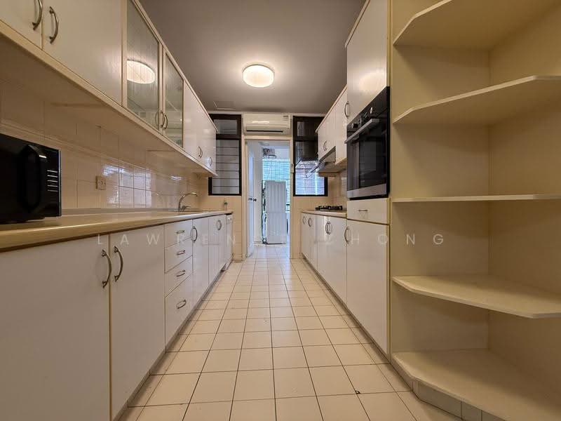 Tanglin Park, 5 Ridley Park, Tanglin / Holland / Bukit Timah, 4 Bedrooms, 1,981 sqft, Condominium For Sale, by Lawrence Zhong, 500256275 - Kitchen - PropertyGuru.com.sg