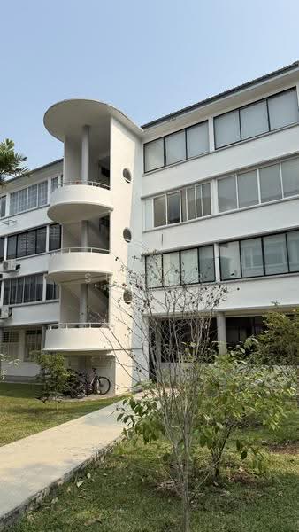 34 Kim Cheng Street, 34 Kim Cheng Street, Alexandra / Commonwealth, 2 Bedrooms, 947 sqft, HDB Flat For Rent, by Summer Song, 500256277 - Exterior - PropertyGuru.com.sg