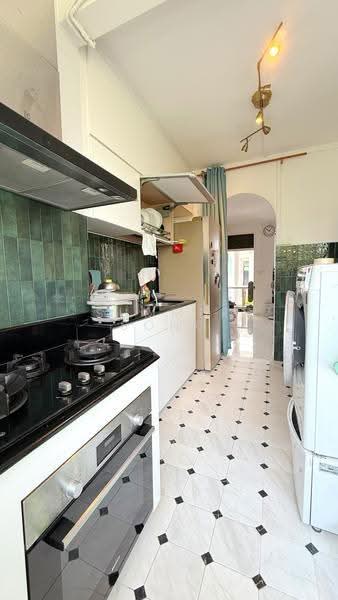 34 Kim Cheng Street, 34 Kim Cheng Street, Alexandra / Commonwealth, 2 Bedrooms, 947 sqft, HDB Flat For Rent, by Summer Song, 500256277 - Kitchen - PropertyGuru.com.sg