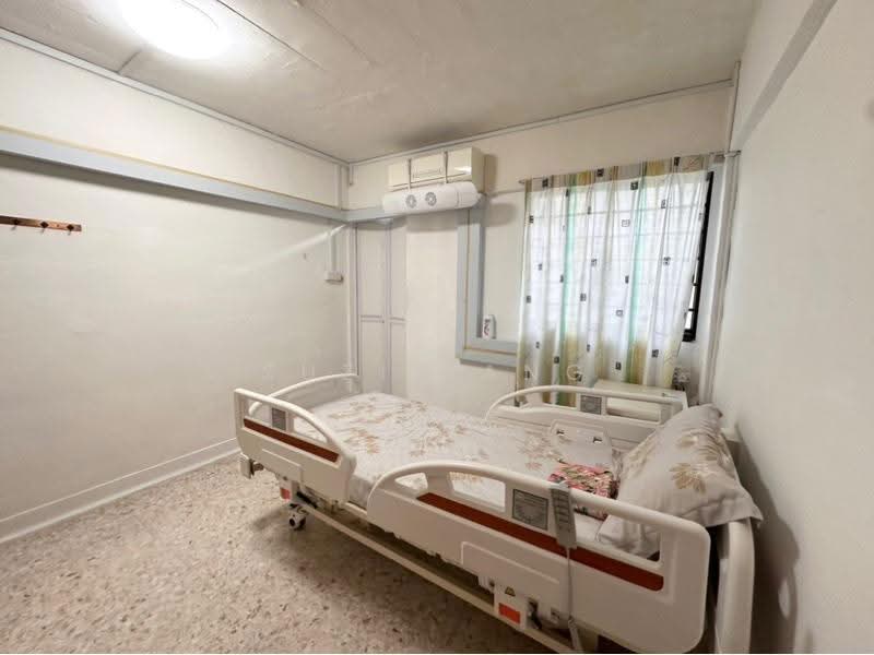 125 Hougang Avenue 1, 125 125, Hougang / Punggol / Sengkang, 2 Bedrooms, 721 sqft, HDB Flat For Sale, by Suzie Ang, 500256285 - PropertyGuru.com.sg