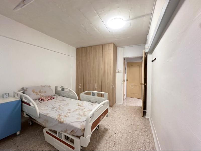 125 Hougang Avenue 1, 125 125, Hougang / Punggol / Sengkang, 2 Bedrooms, 721 sqft, HDB Flat For Sale, by Suzie Ang, 500256285 - PropertyGuru.com.sg