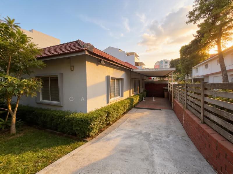 EMINENCE FH Original Corner Terrace near Upper Thomson MRT, Gardenia Rd / Daffodil Dr / Marigold Dr / Upper Thomson, Ang Mo Kio / Bishan / Thomson, 4 Bedrooms, 2,500 sqft, Corner Terrace For Sale, by Gavan Lee, 500256293 - Exterior - PropertyGuru.com.sg