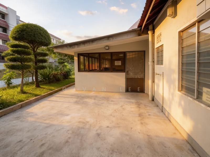 EMINENCE FH Original Corner Terrace near Upper Thomson MRT, Gardenia Rd / Daffodil Dr / Marigold Dr / Upper Thomson, Ang Mo Kio / Bishan / Thomson, 4 Bedrooms, 2,500 sqft, Corner Terrace For Sale, by Gavan Lee, 500256293 - Exterior - PropertyGuru.com.sg