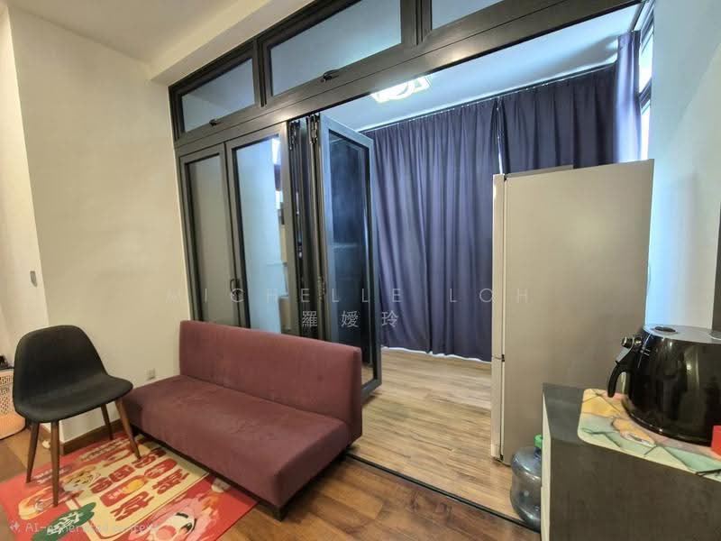 Luxus Hills | The Estate, 98 Luxus Hill Heights, Seletar / Yio Chu Kang, 5 Bedrooms, 2,153 sqft, Terraced House For Sale, by Michelle Loh 羅嬡玲, 500256295 - Living Room - PropertyGuru.com.sg