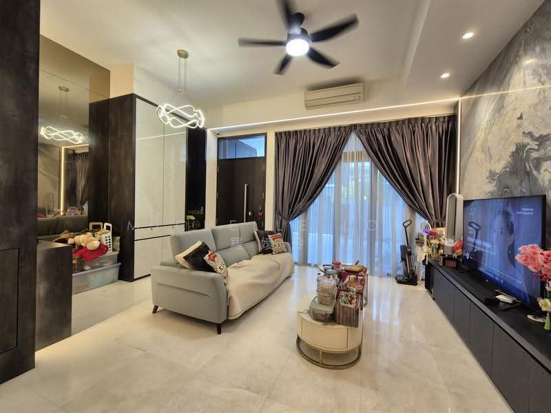 Luxus Hills | The Estate, 98 Luxus Hill Heights, Seletar / Yio Chu Kang, 5 Bedrooms, 2,153 sqft, Terraced House For Sale, by Michelle Loh 羅嬡玲, 500256295 - Living Room - PropertyGuru.com.sg