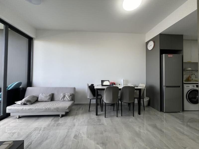 Affinity At Serangoon, Hougang / Punggol / Sengkang, 1 Bedroom, 474 sqft, Condominium For Sale, by Ernest Phua, 500256307 - Living Room - PropertyGuru.com.sg